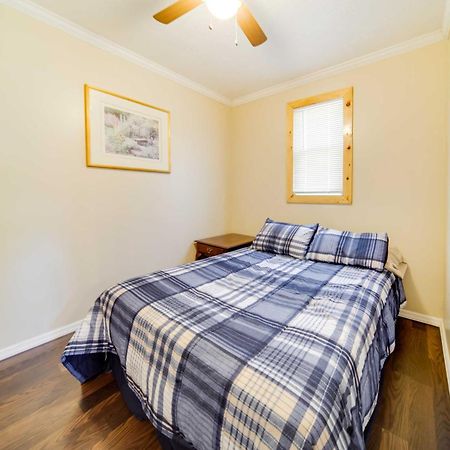 Geneva Cottage With Patio - Walk To Park, Lake Erie! Exterior foto