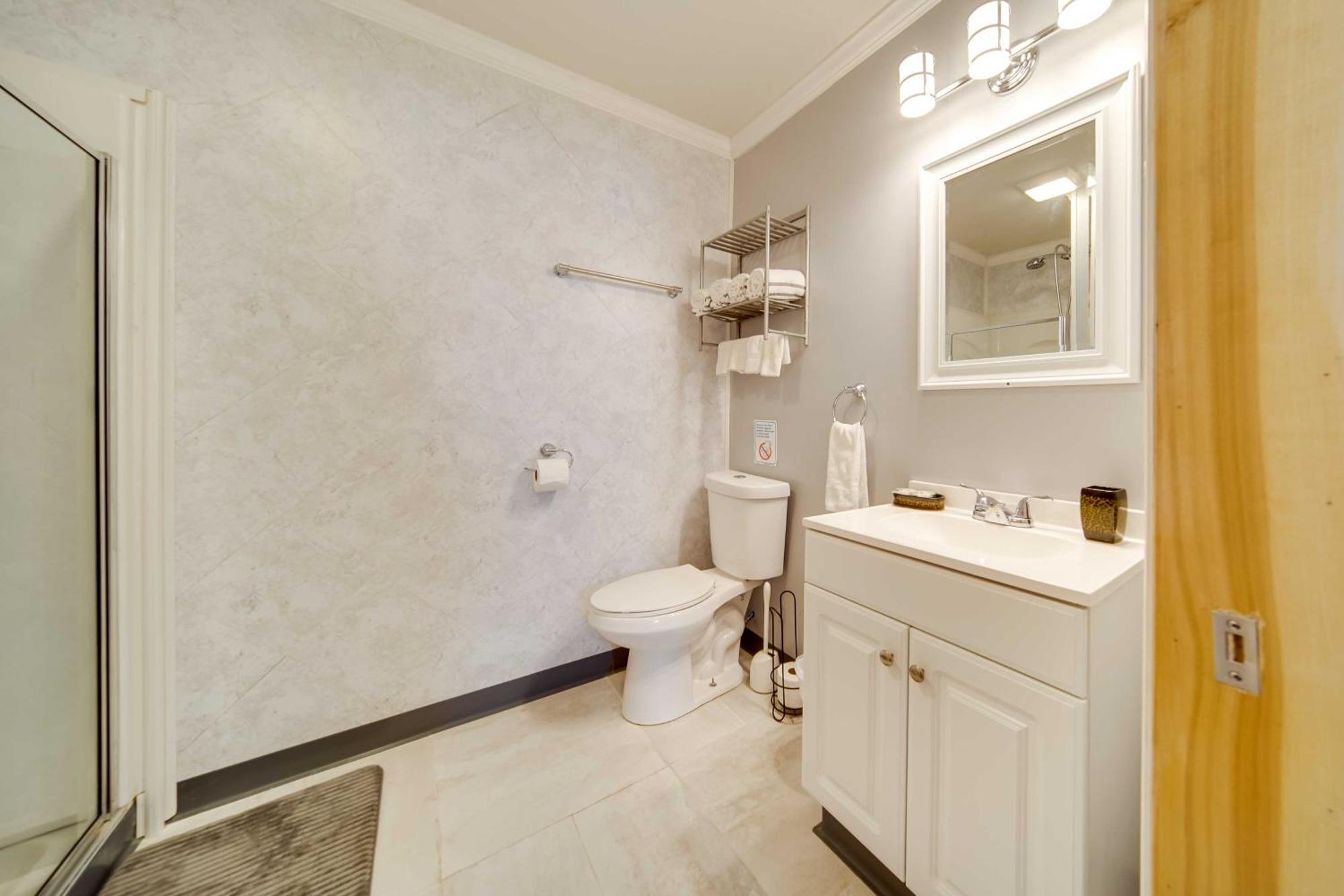 Geneva Cottage With Patio - Walk To Park, Lake Erie! Exterior foto